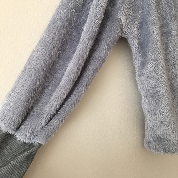 SALE!!! Was $24 Soft Fuzzy Grey Pullover Hoodie - Picture 4 of 5